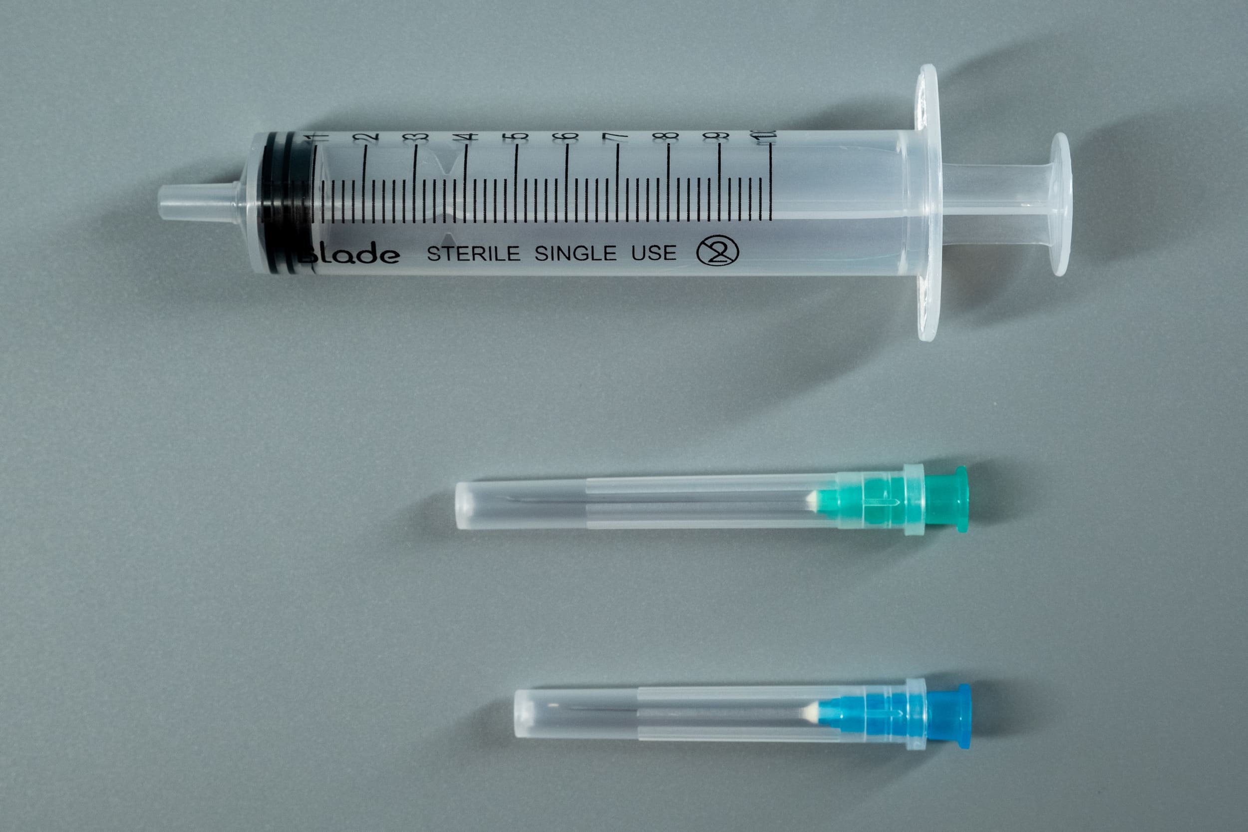 Шприц BLADE Simple 10 мл. 3-ох дві голки (G23*32mm, G21*38mm)